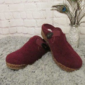 Earth Brand Woolen Slides/Clogs